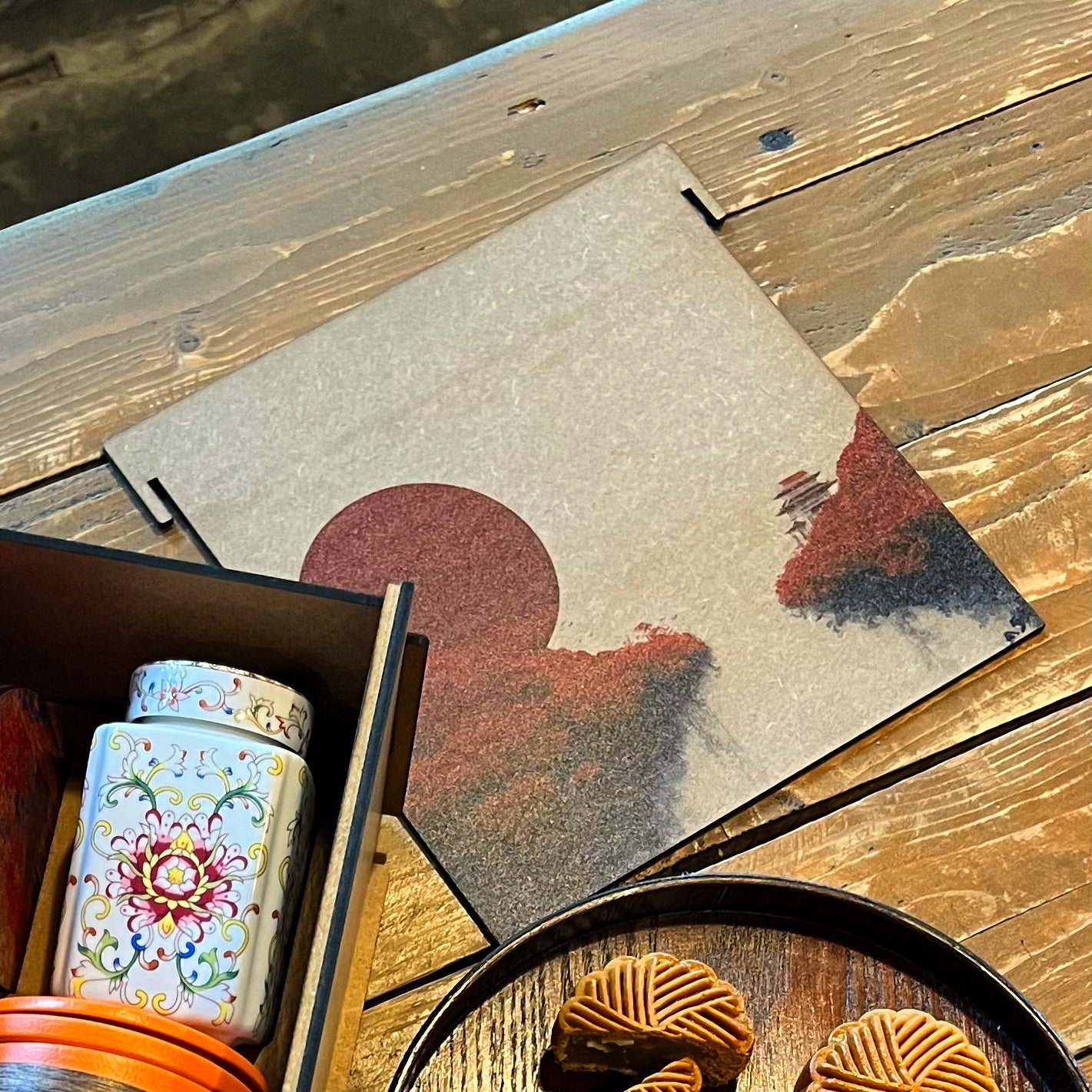 Moonthread Box