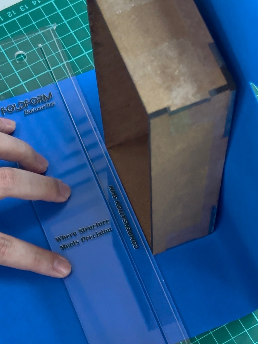 FOLDFORM Multifunctional Crafting Ruler (Buy 2 FREE 1)
