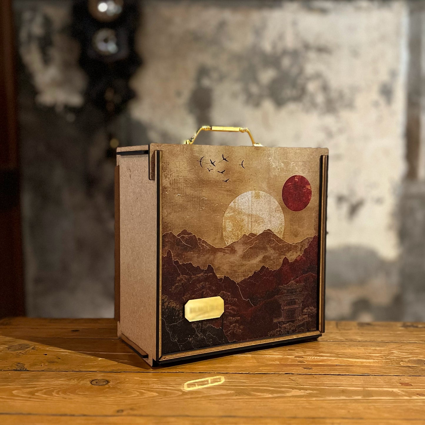 Moonthread Box